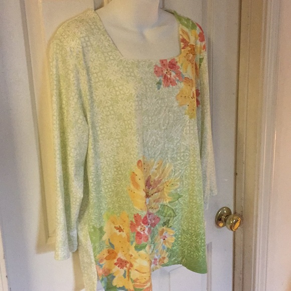 Alfred Dunner Tunic Top - Picture 2 of 8